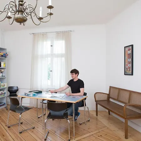 Jugendgaestehaus Des Cvjm Berlin-kaulsdorf * Berlin