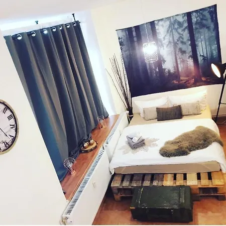 Ba Bardot - Forest Apartment *