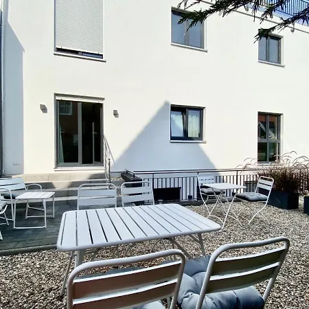 Apartment Modernes Apartment, Terrasse Und Garten Am Lilienthalpark Im Suedwesten Berlins *