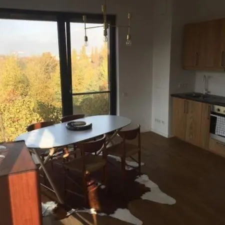 Apartment 2 Bedroom Mauerpark-apartment, Mitte View Calendar Berlin