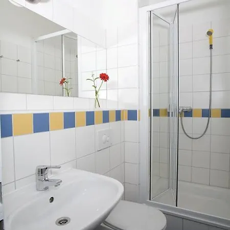 Jugendgaestehaus Des Cvjm Berlin-kaulsdorf Hostel Berlin