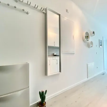 Modernes Apartment, Terrasse Und Garten Am Lilienthalpark Im Suedwesten Berlins * Berlin