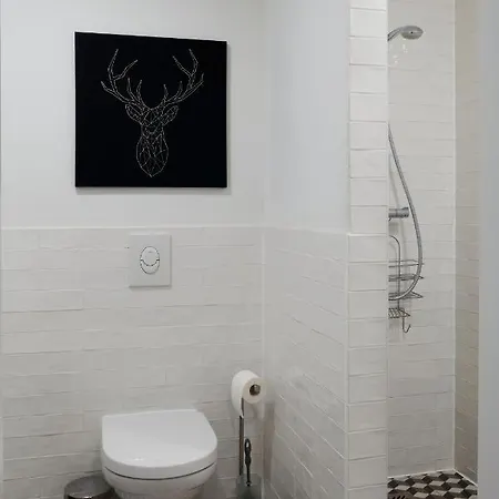 Appartement Beautiful Park For 4 Guests *