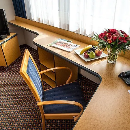 Szálloda Dorint Airport-hotel Berlin-tegel 3*