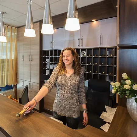 Hotel City Ansbach Am Kadewe 3*