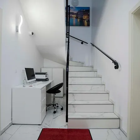 Guest house Leo