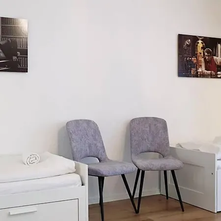 Family For 6 Guests, Mitte Moabit Apartment Berlin