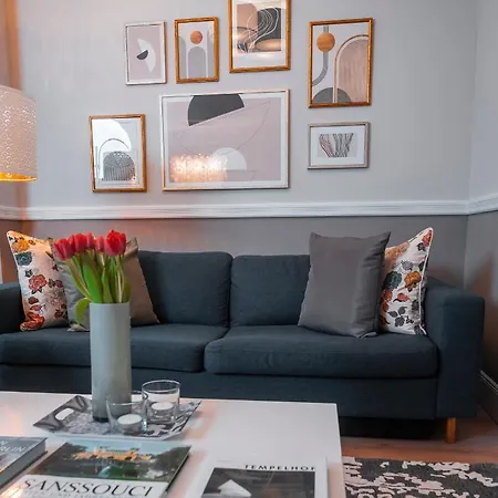90qm Zentrum Nähe Prenzlauer Berg, 2 Bäder Apartment Berlin