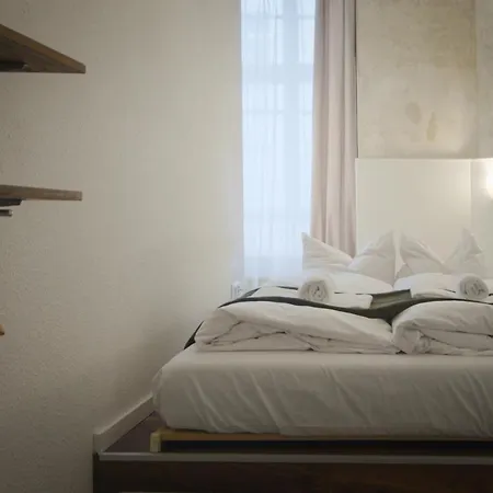 Apartament Altbauwohnung Mit 3 Baedern *