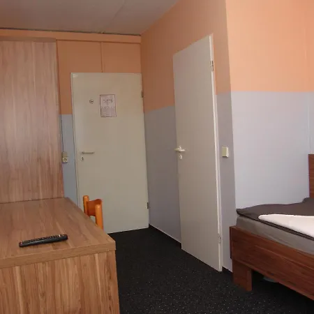 Ansbach Am Kadewe Hotel 3*