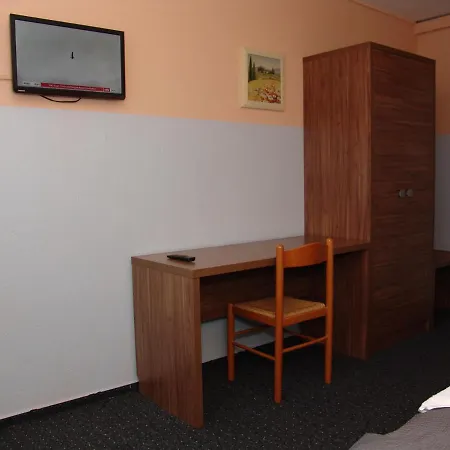 Ansbach Am Kadewe 3*
