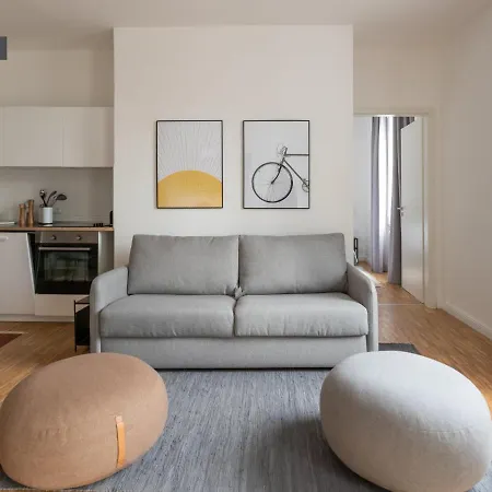 Apartment Aroser Allee Berlin