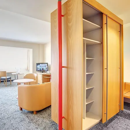 فندق Abacus Tierpark 4*