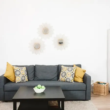 Family For 6 Guests, Mitte Moabit Appartement