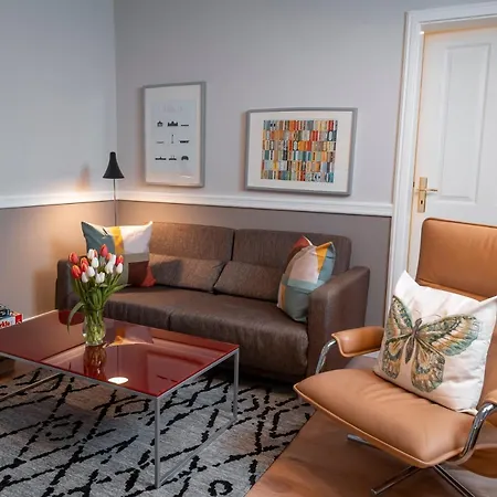 Appartement 90qm Zentrum Naehe Prenzlauer Berg, 2 Baeder *