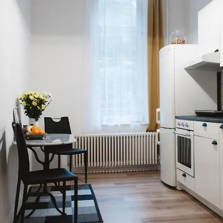 Apartment Family For 6 Guests, Mitte Moabit