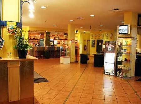 Ao Am Zoo Hotel 2*