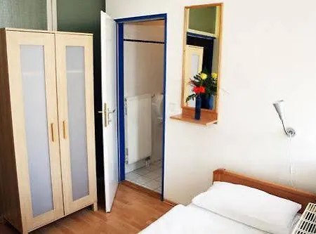 Ao Am Zoo Hotel
