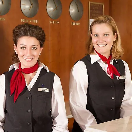 Dorint Airport-hotel Berlin-tegel Szálloda 3*