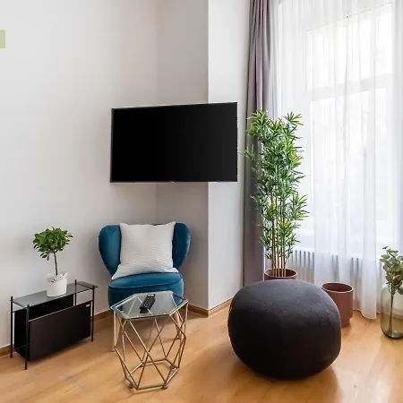Apartment Paul-robeson-strasse