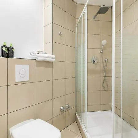 Apartment Aroser Allee *