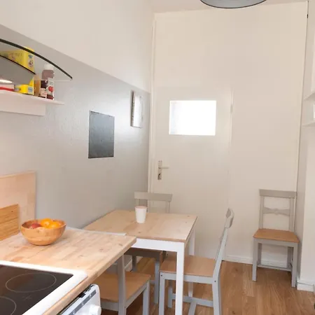 Apartment Feel At Berlin