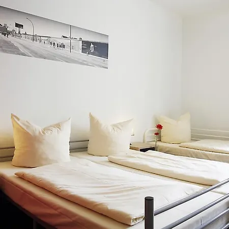 Hostel Happy Bed