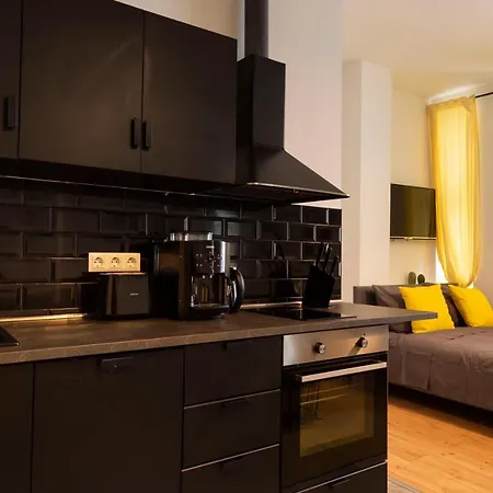 Apartment 2 Combined Next To Kudamm *