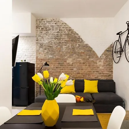 Neukolln Industrial Style 2 Bathrms 3 Bedrms +a/c Берлин