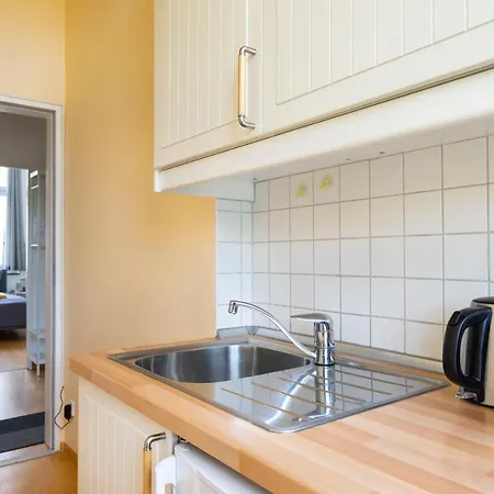 Central +3br +big Living Next To U-station * Berlin