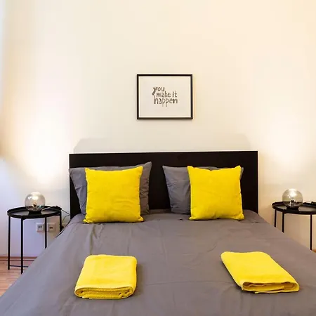 Cosy 2 Bedroom For 8 In Neukolln