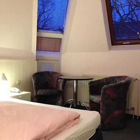 Azur Otel 2*