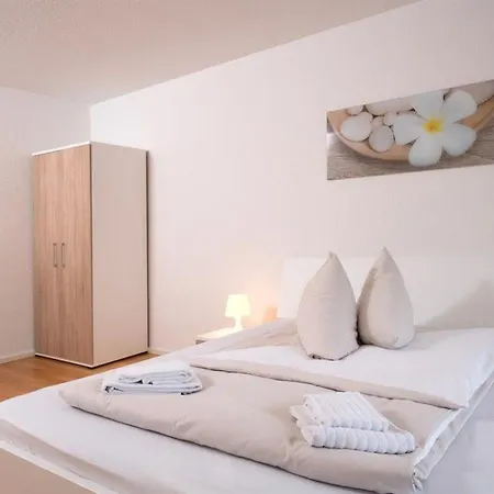 Am Brandenburger Tor Apartment *