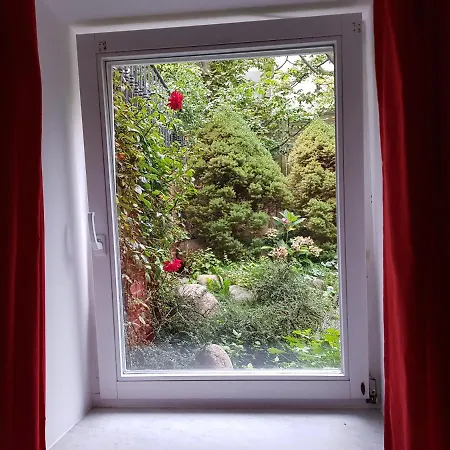Dahlem Fu Apartment