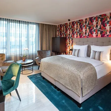 Palace 5* Berlin