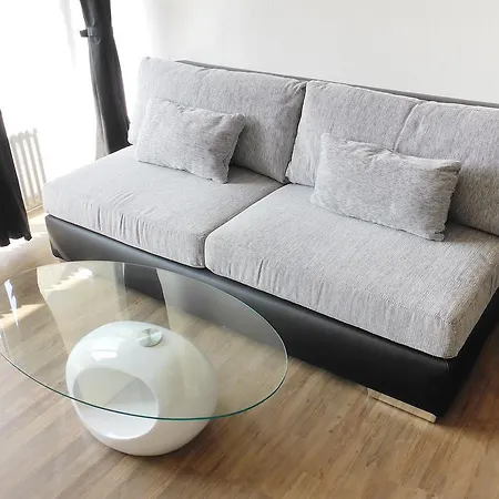 Ringbahnstrasse Apartment