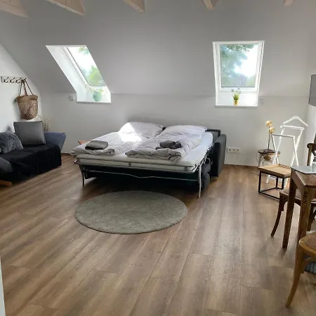 Tiny House Oder Auf Der Sunset Marina Lodge *