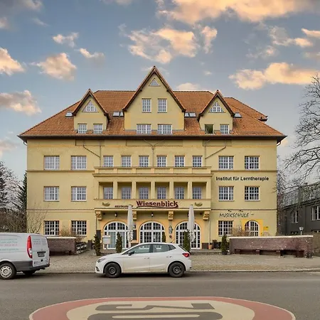 Alte Feuerwache 3*