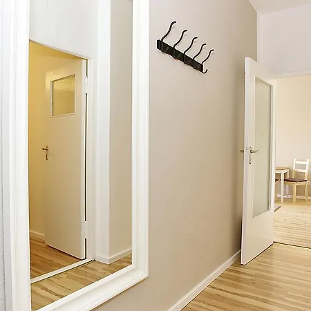 Bearlincity - Center West Daire *