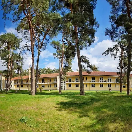 Waldhotel Am See Berlin-Schmoeckwitz 3*