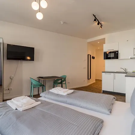 Aparthotel Nena Hermannplatz Berlino