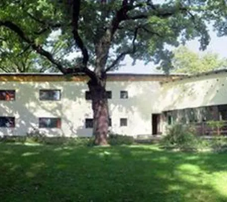 Hotel Ernst Reuter *