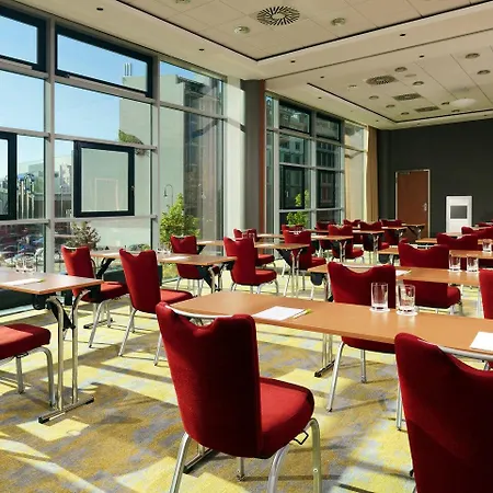 Hotel Courtyard By Marriott City Center 4*