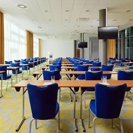 Courtyard By Marriott City Center 4*