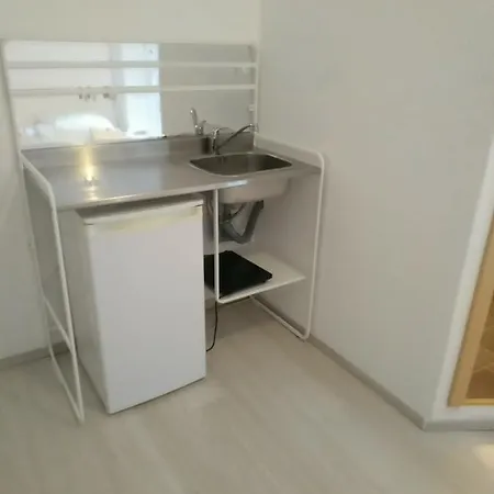 Studio Apartments Oranien Burger Tor *