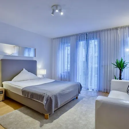 Fasanenstrasse Stylish Apartment *