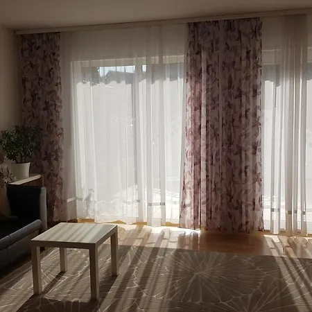 Apartment 2 Zimmerwohnung Am Flughafen Schoenefeld Berlin