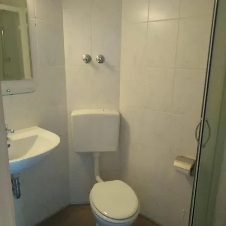 Studio Apartments Oranien Burger Tor Apartment