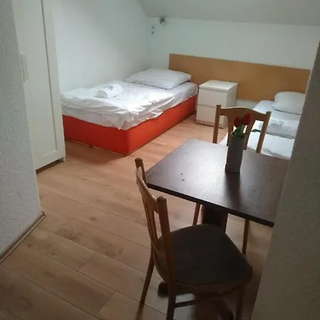 Studio Apartments Oranien Burger Tor Apartment *