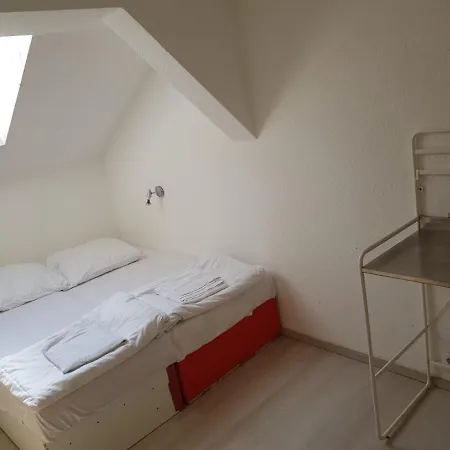 Studio Apartments Oranien Burger Tor